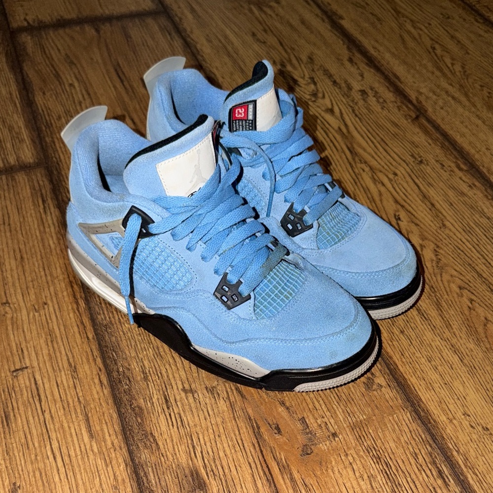 Jordan 4s University Blue